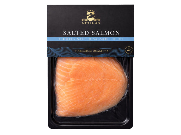Leicht gesalzener Lachs in Scheiben
